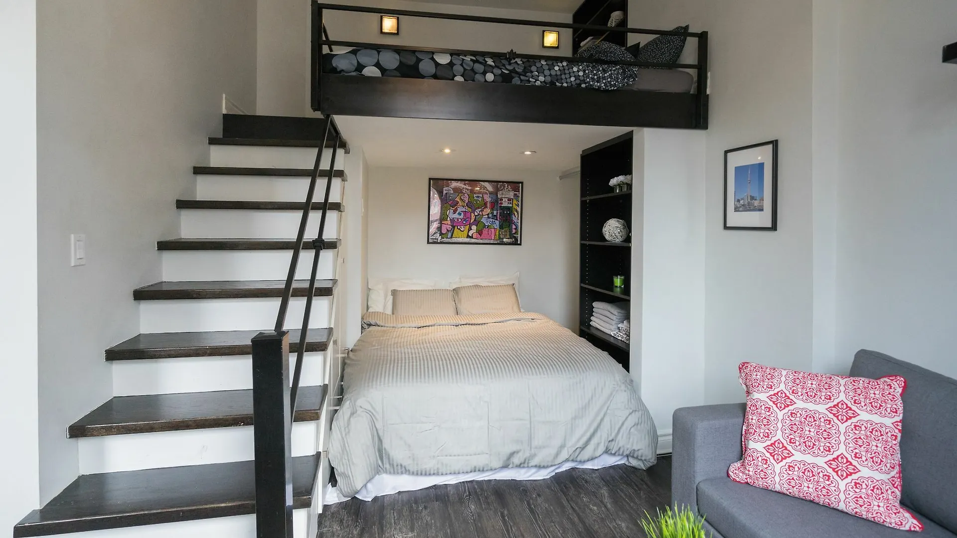 Applewood Suites - Modern Traveller Paradise Loft Toronto